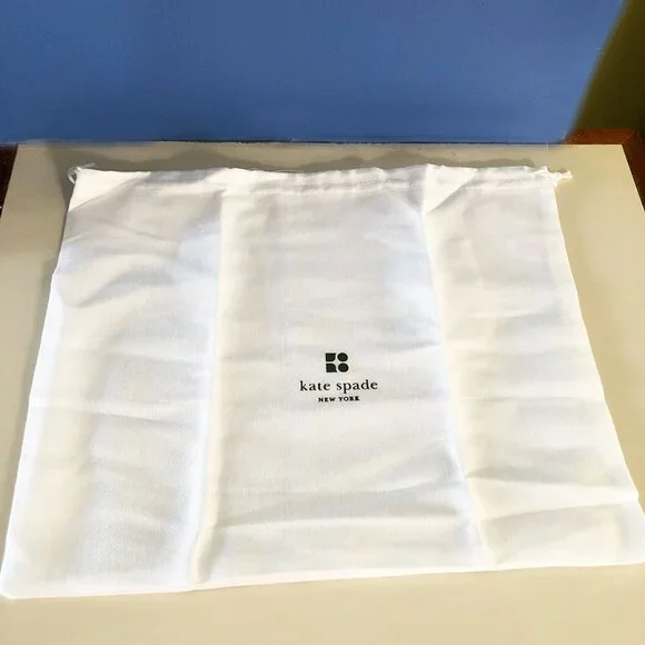 Kate Spade Ivory Patent Leather Jocelyn Clutch - Picture 8 of 8